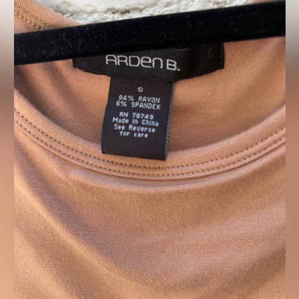 Arden B Layered Ruffle Sleeve Blouse - Picture 4 of 5